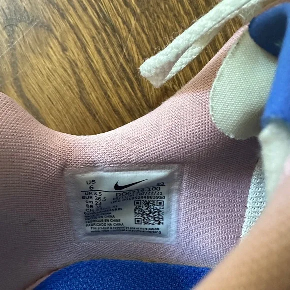 Nike Womens Air Force 1 Fontanka Sneakers in Size 6 - Picture 6 of 7